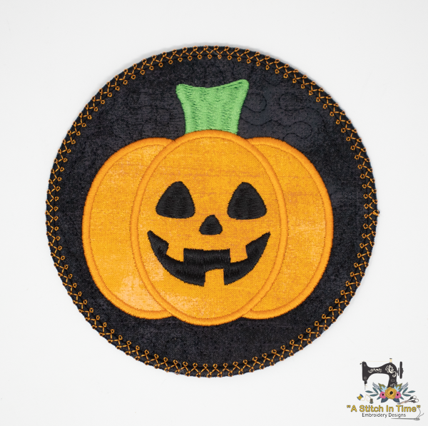 ITH Jack O Lantern Coaster| A Stitch in Time Embroidery Designs