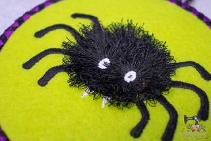 Halloween Spider Ornament Machine Embroidery Design Close up