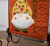 ITH Welcome Gnome Mini Quilt