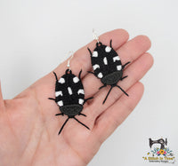 FSL Domino Roach & Earrings Set