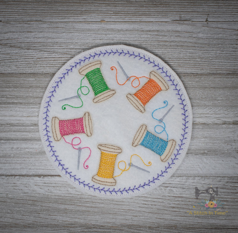 Urban Threads Mug Rug ITH Thread Spools Mug Rugs Bundle| A Stitch in Time Embroidery Designs
