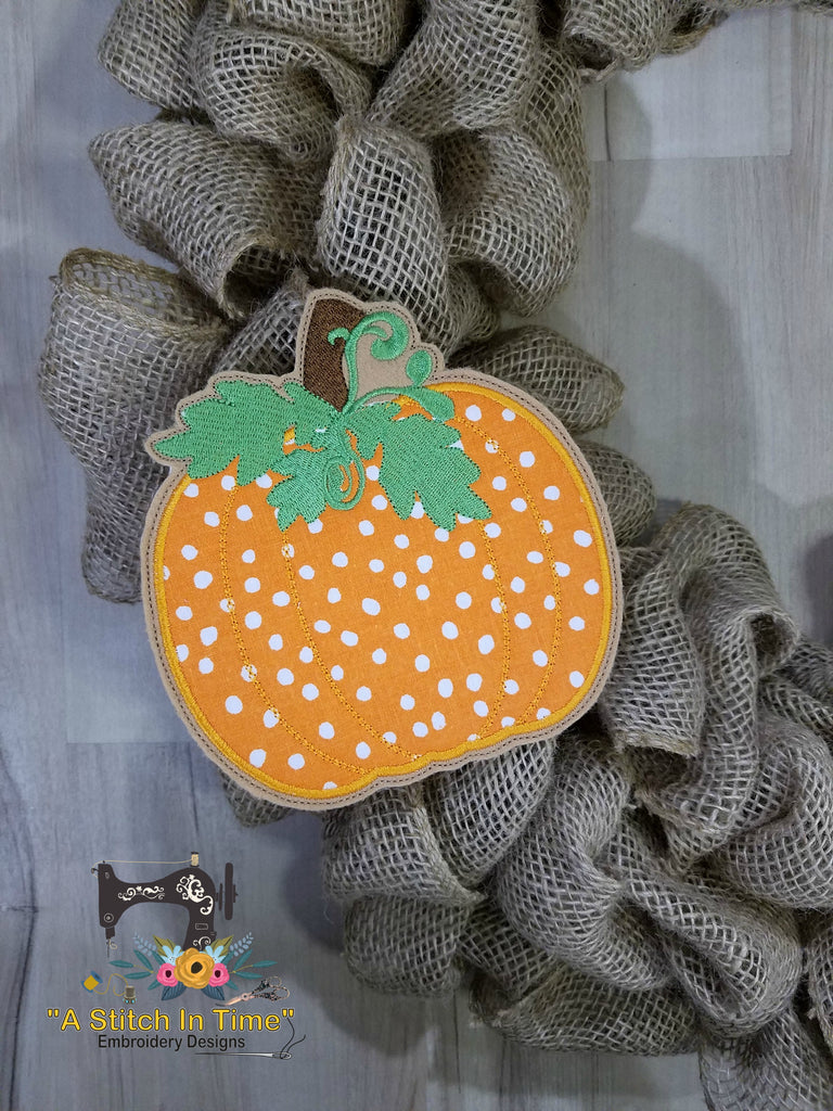 ITH Wreath Decor Thanksgiving Pumpkin 6x6 or 6x10 hoops