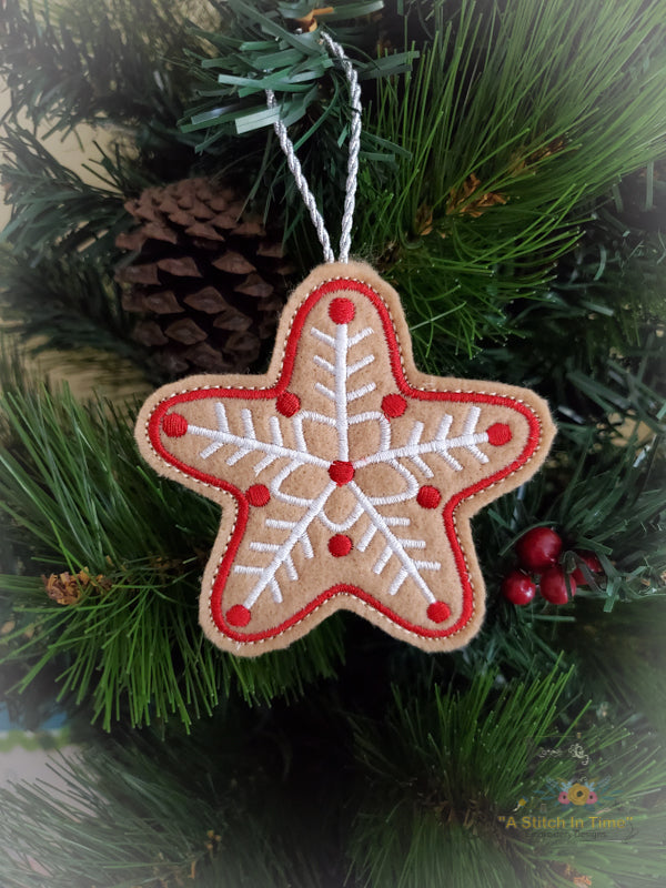 Stitch biting star for Christmas tree