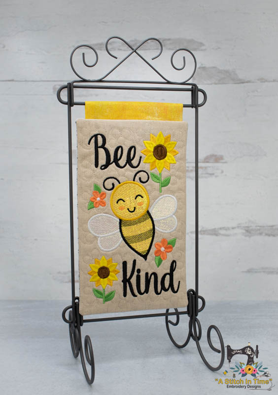 ITH Bee Kind Mini Quilt